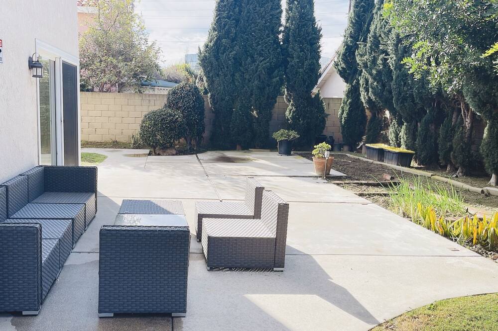 Photo of Patio Balcony in Fountain Valley