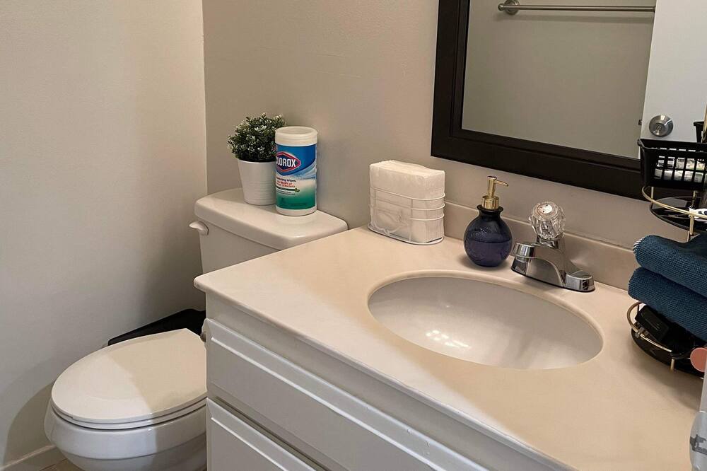 Photo of Bathroom in Fountain Valley