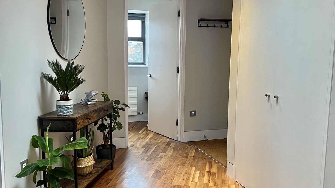 Photo of Others in Balham