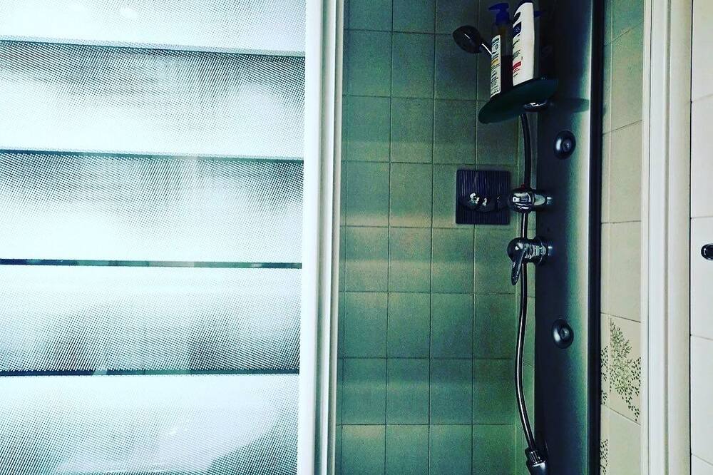 Photo of Bathroom in Savignac-les-Ormeaux