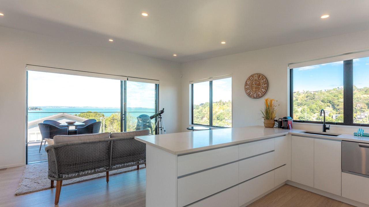 Photo of Others in Surfdale