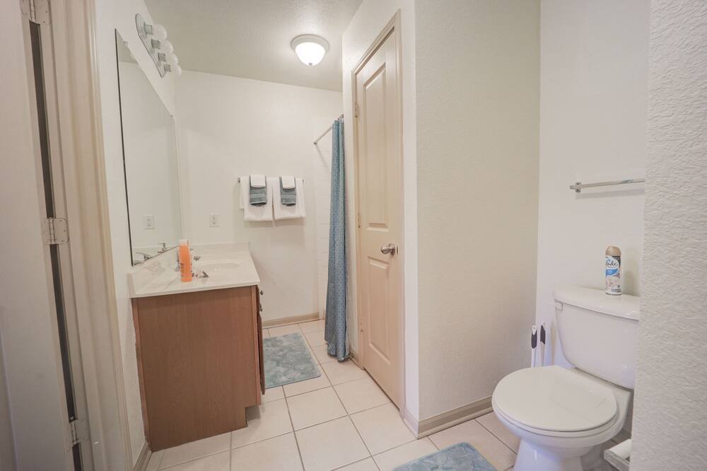 Photo of Bathroom in Wright