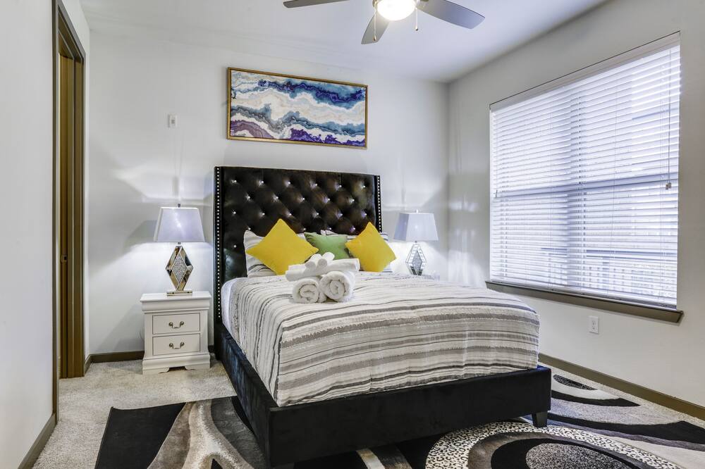 Photo of Bedroom in North Dallas