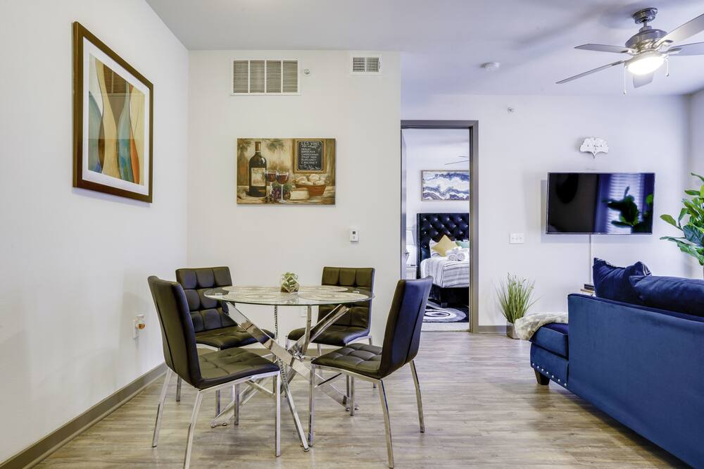 Photo of Livingroom in North Dallas
