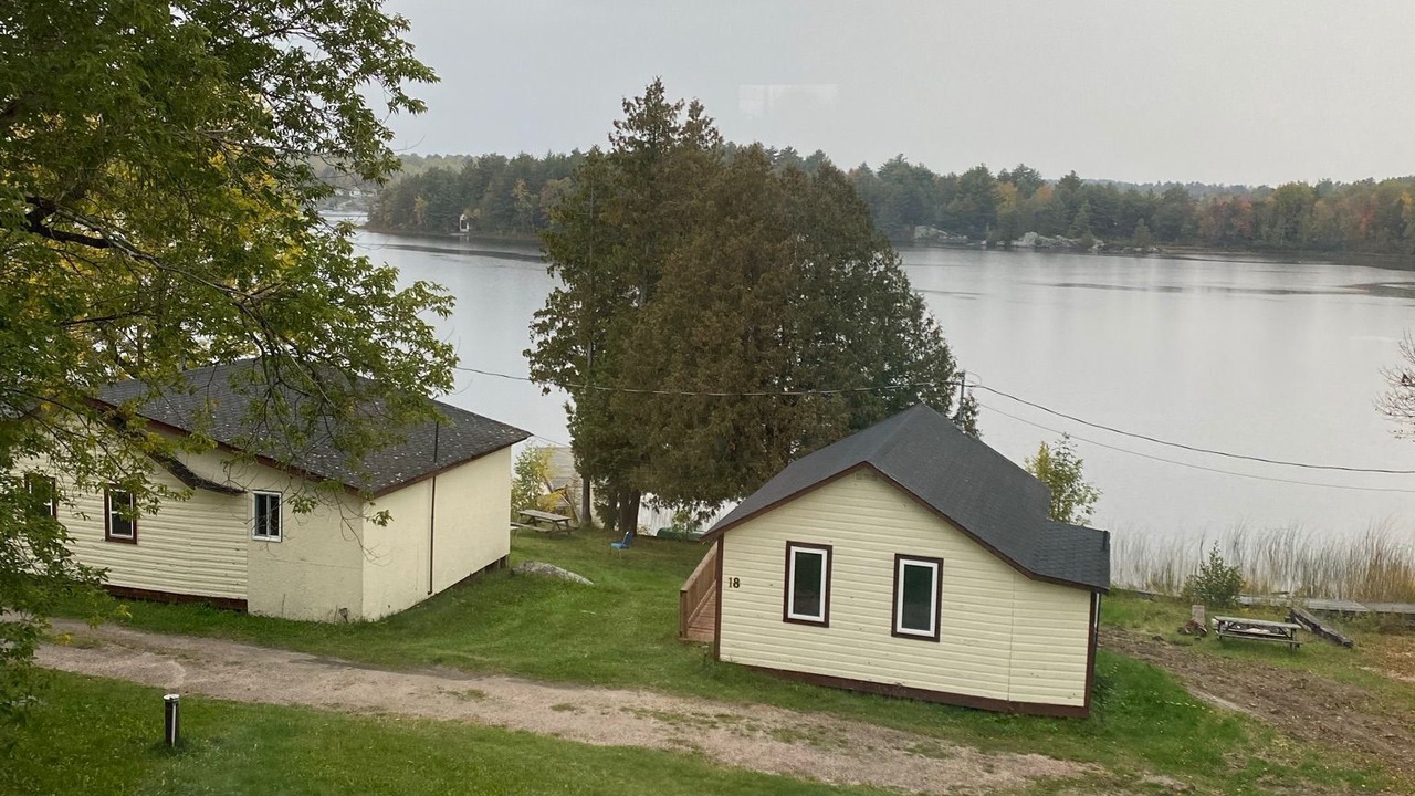 Photo of Buildings in Alban