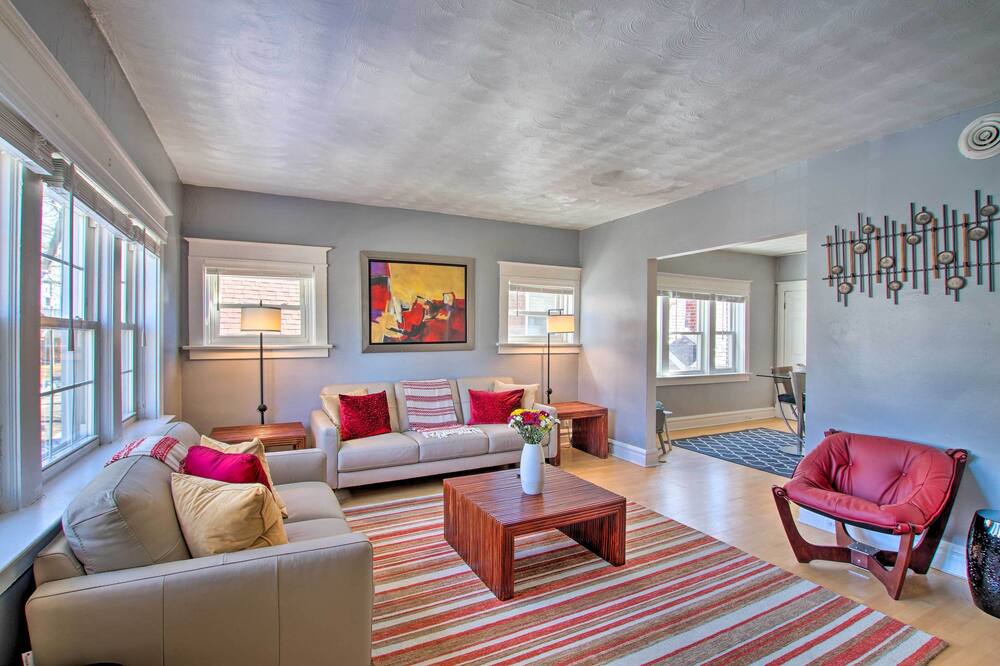 Photo of Bedroom in University City