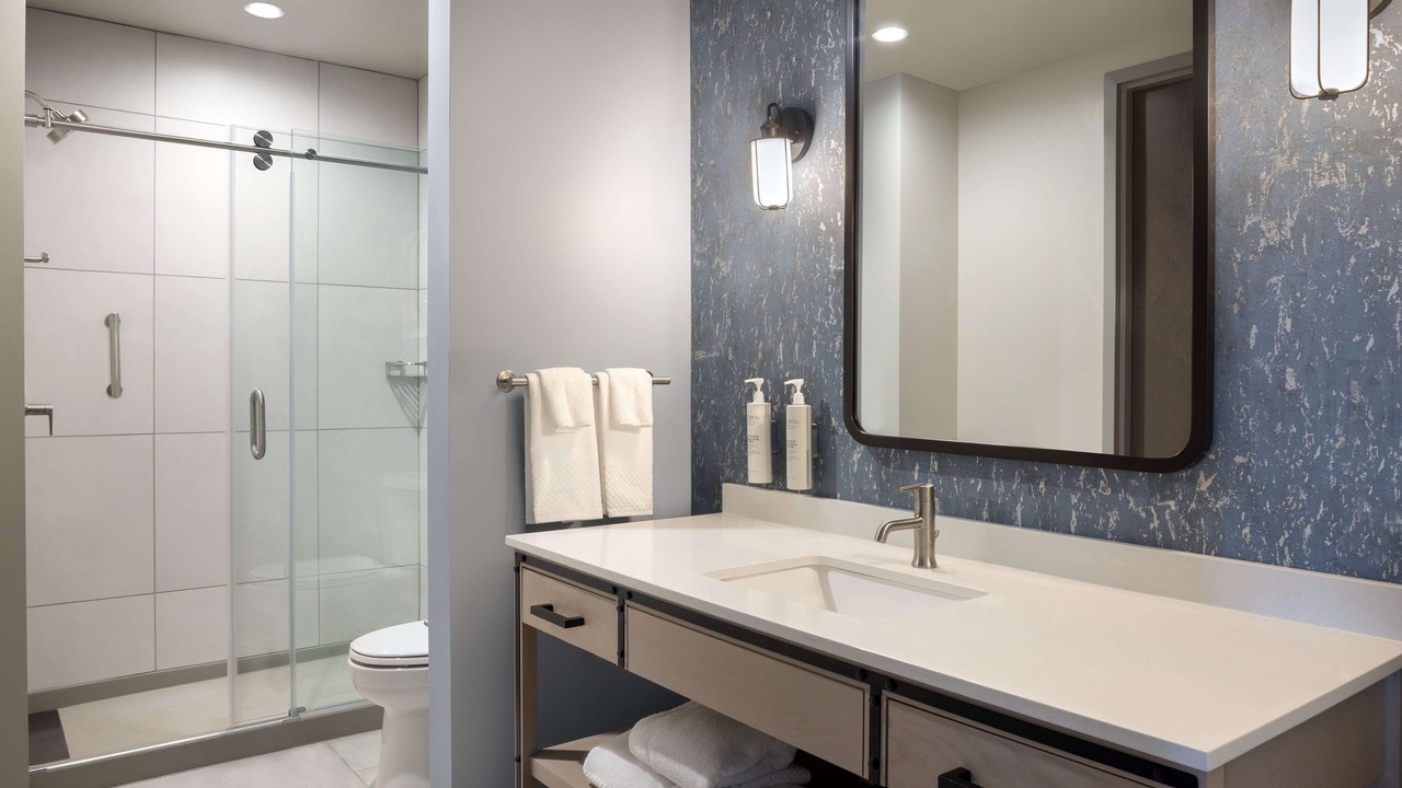 Photo of Bathroom in Bowling Green