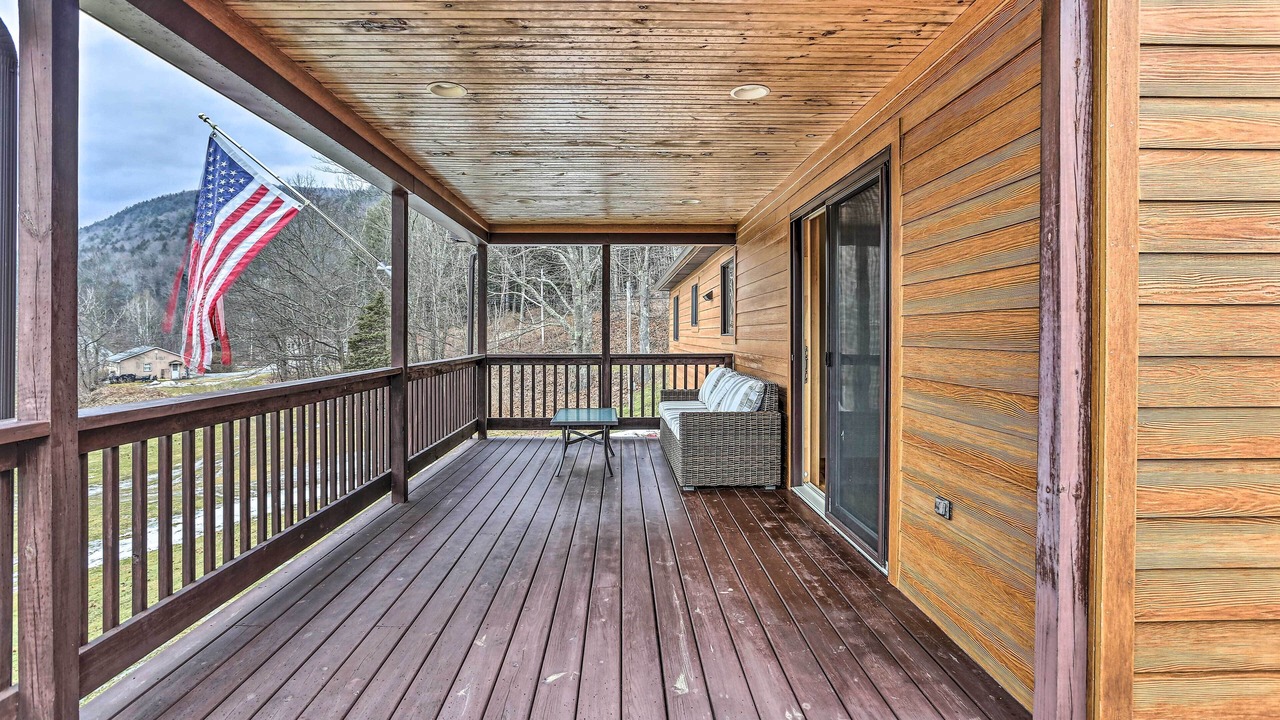Photo of Outdoor in Hancock