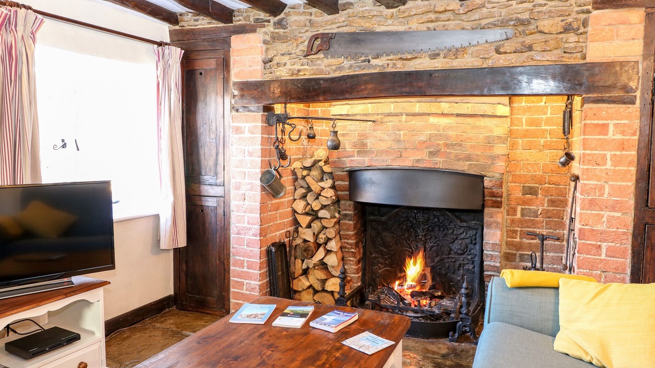 Photo of Livingroom in Warnham