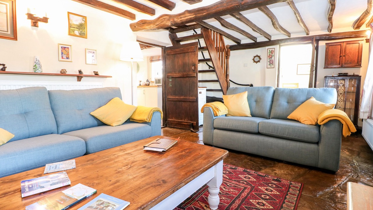 Photo of Livingroom in Warnham