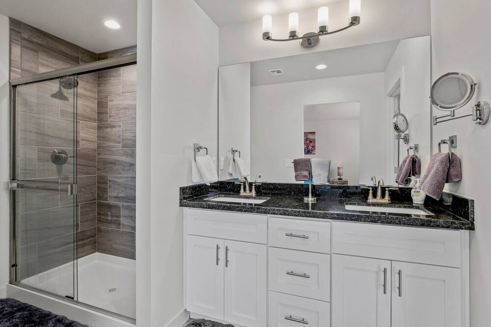 Photo of Bathroom in Bellemont