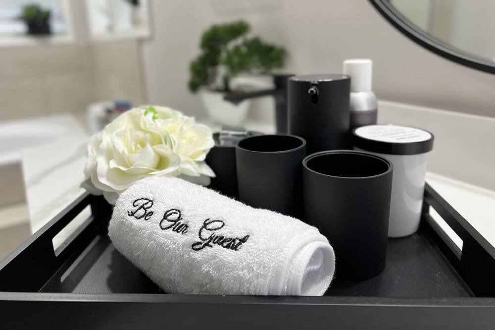 Photo of Bathroom in Pecan Grove