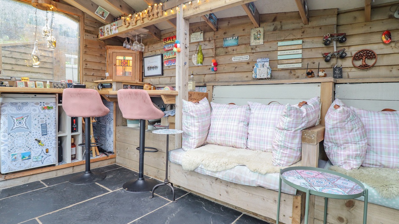 Photo of Others in Llysfaen