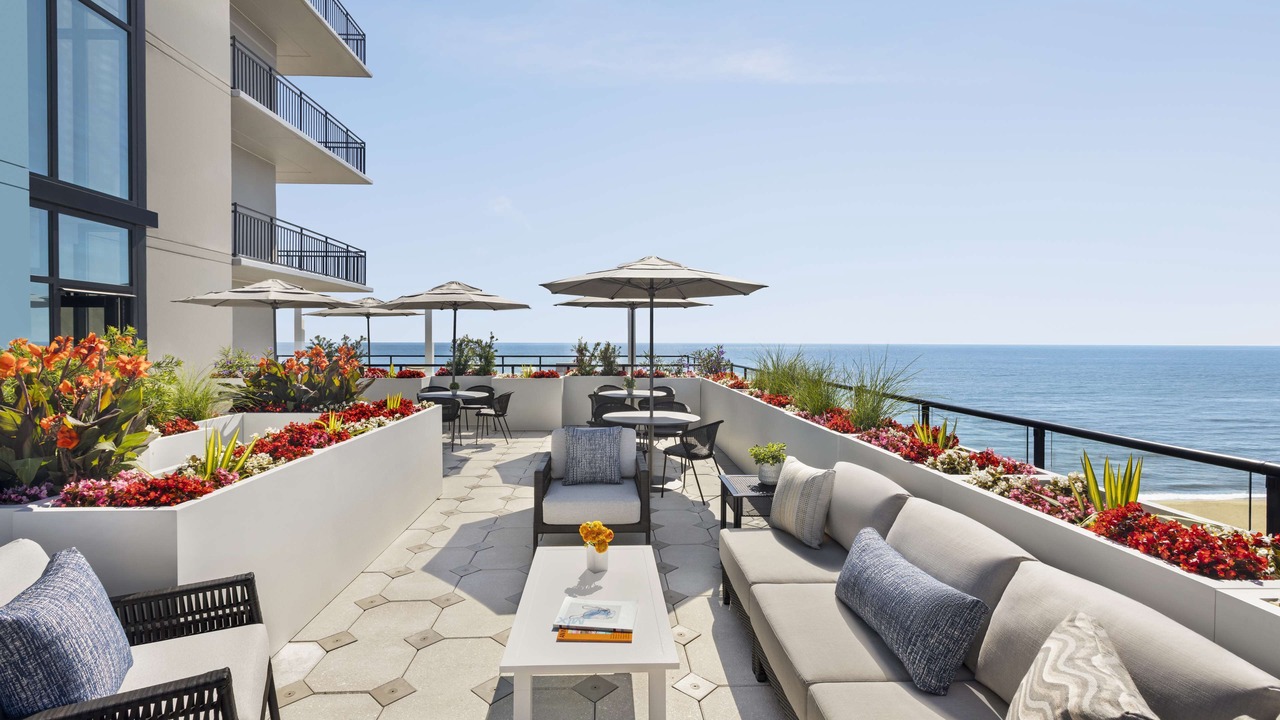 Photo of Patio Balcony in Northeast Virginia Beach