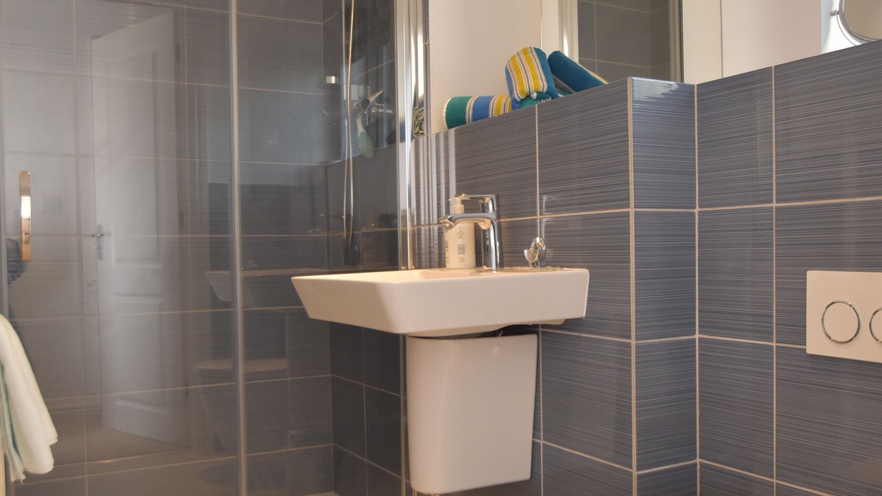 Photo of Bathroom in Camber