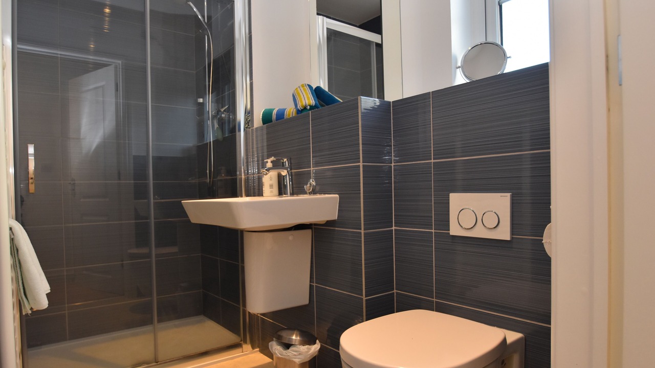 Photo of Bathroom in Camber