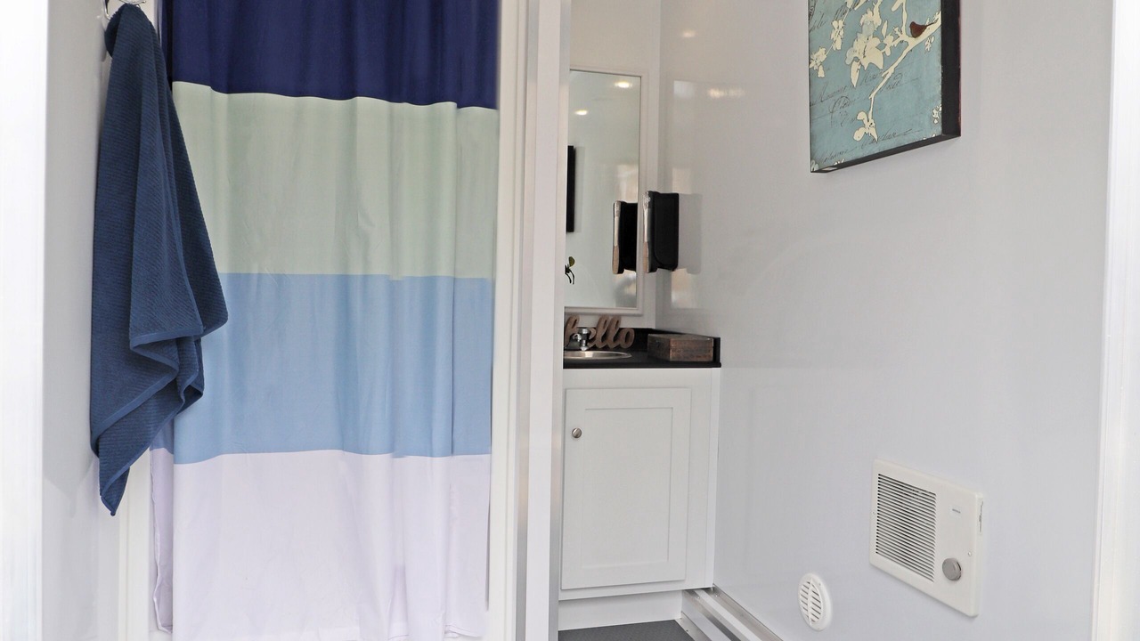 Photo of Others in Pray