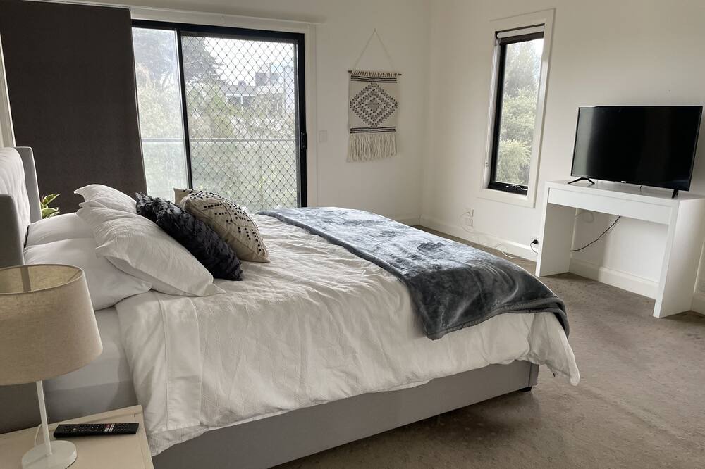 Photo of Bedroom in Connewarre