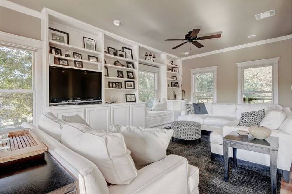 Photo of Livingroom in Volente