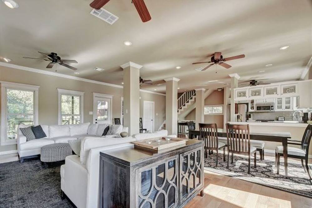 Photo of Others in Volente