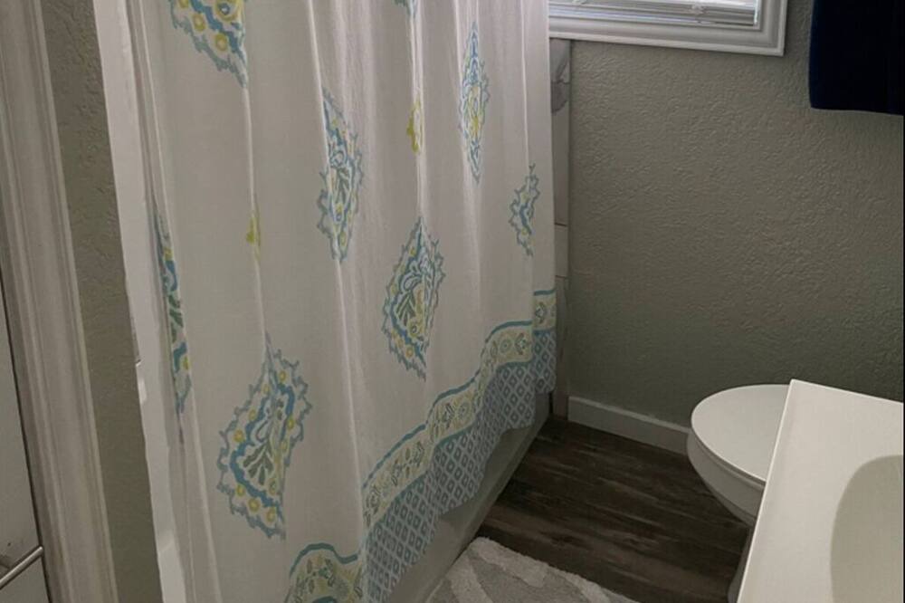 Photo of Bathroom in Texas City