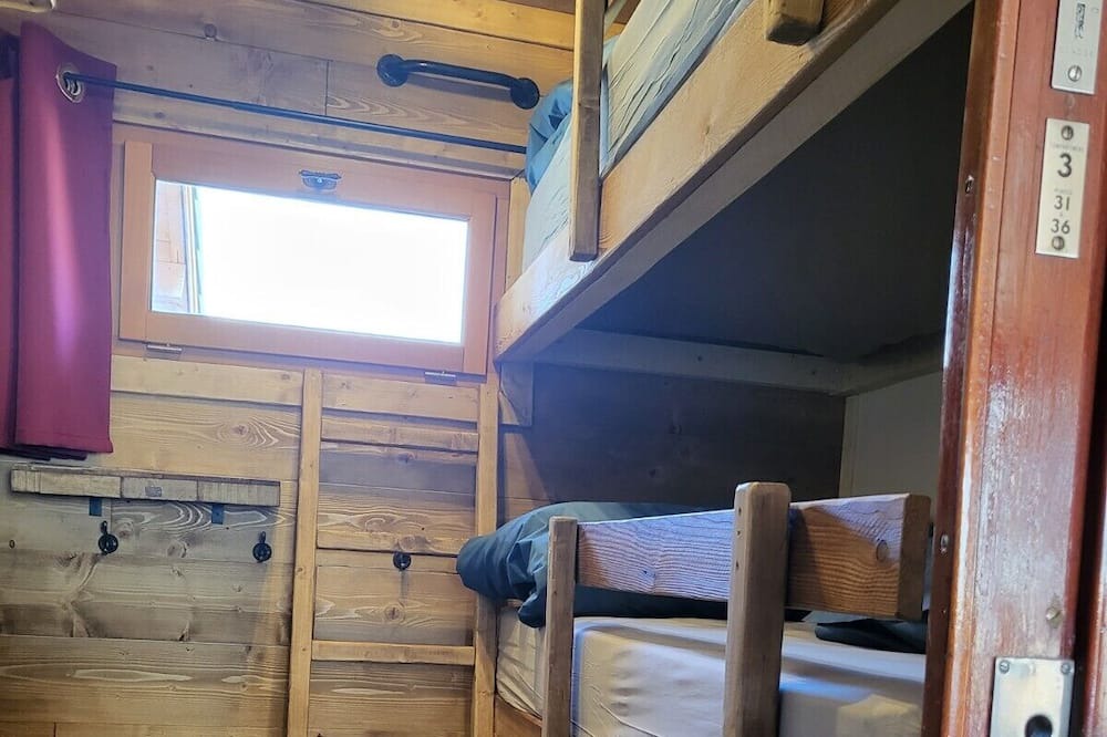 Photo of Bedroom in Saint-Martin-sur-la-Chambre