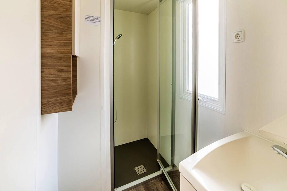 Photo of Bathroom in Saint-Jean-de-Monts