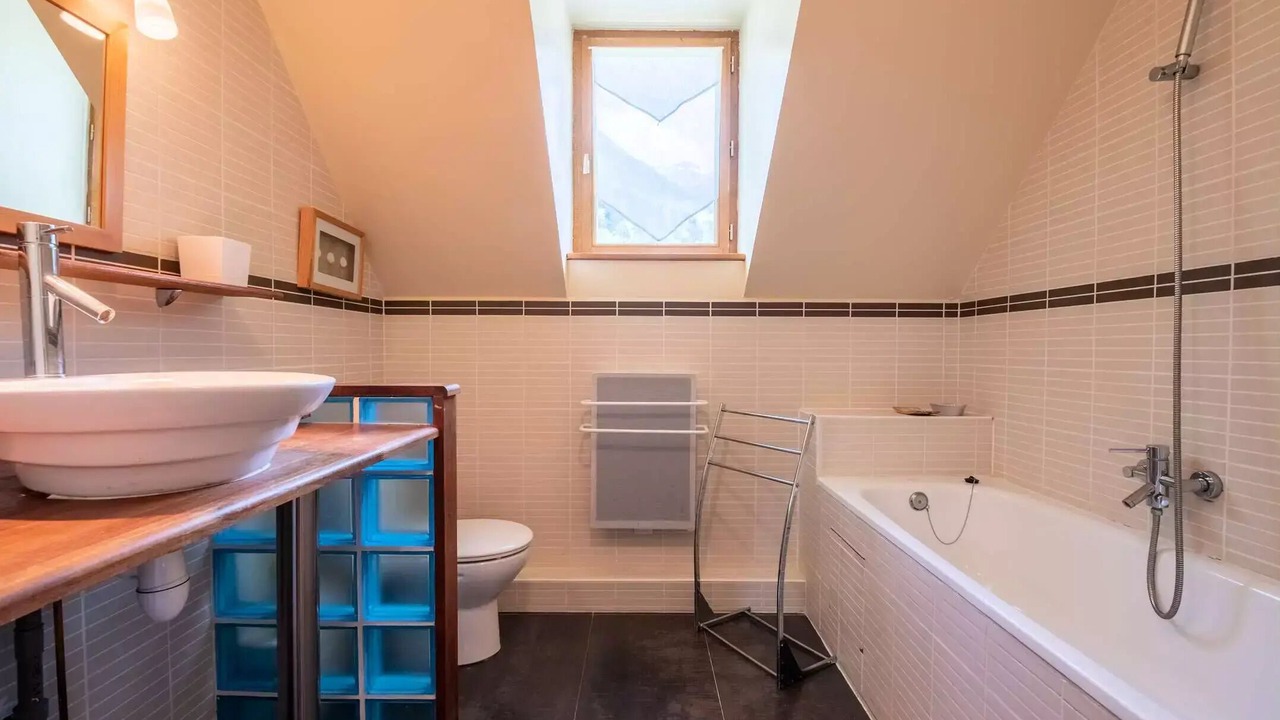 Photo of Bathroom in Aragnouet