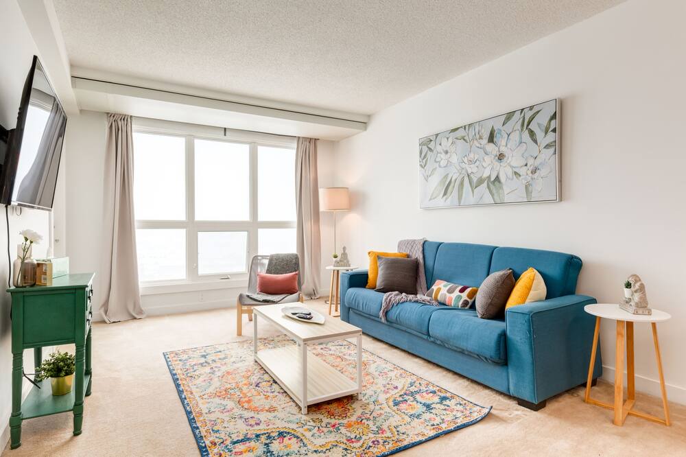 Photo of Livingroom in Haysboro