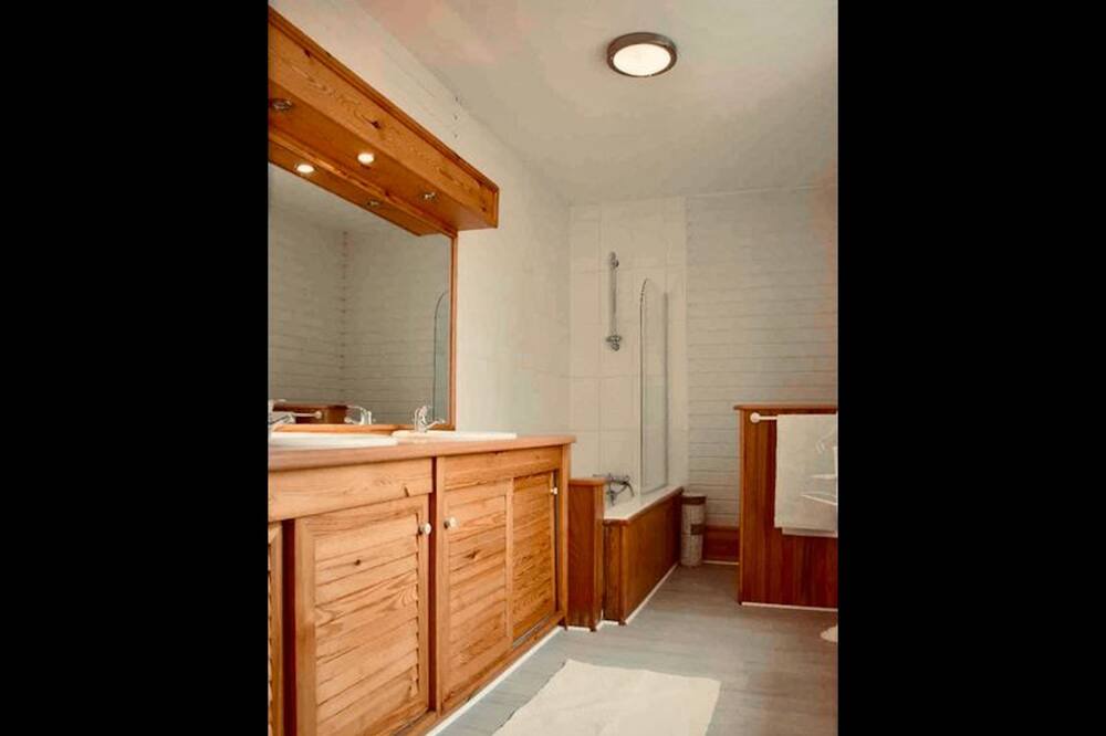 Photo of Bathroom in Ambleteuse