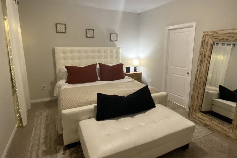 Photo of Bedroom in Hutto