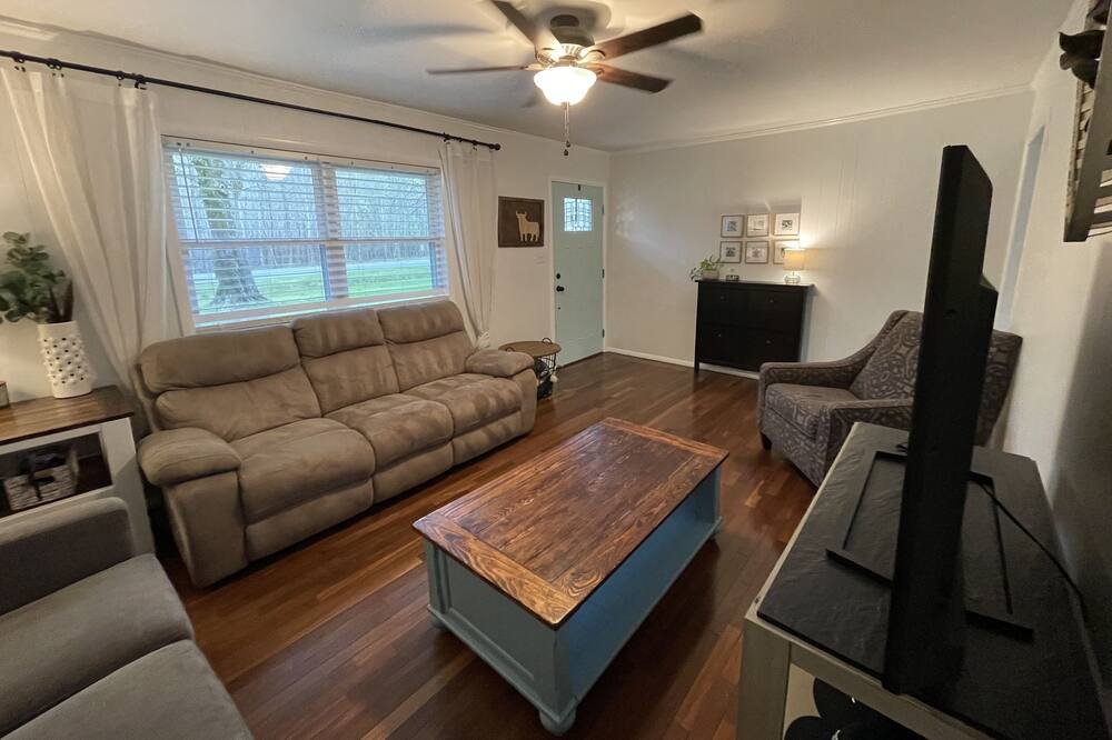 Photo of Livingroom in Raleigh