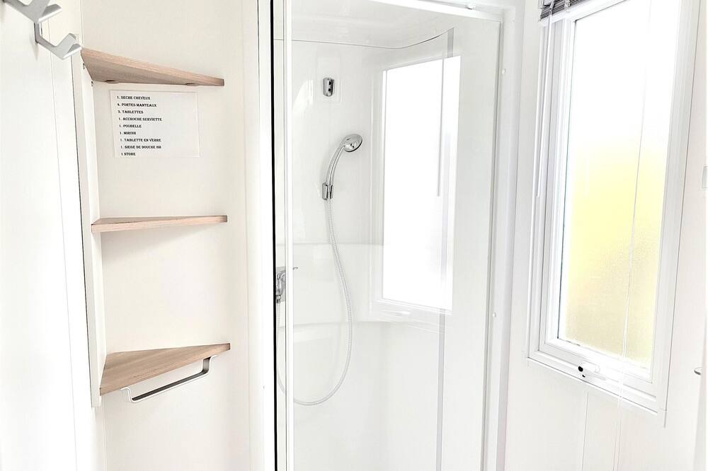 Photo of Bathroom in Saint-Jean-de-Monts