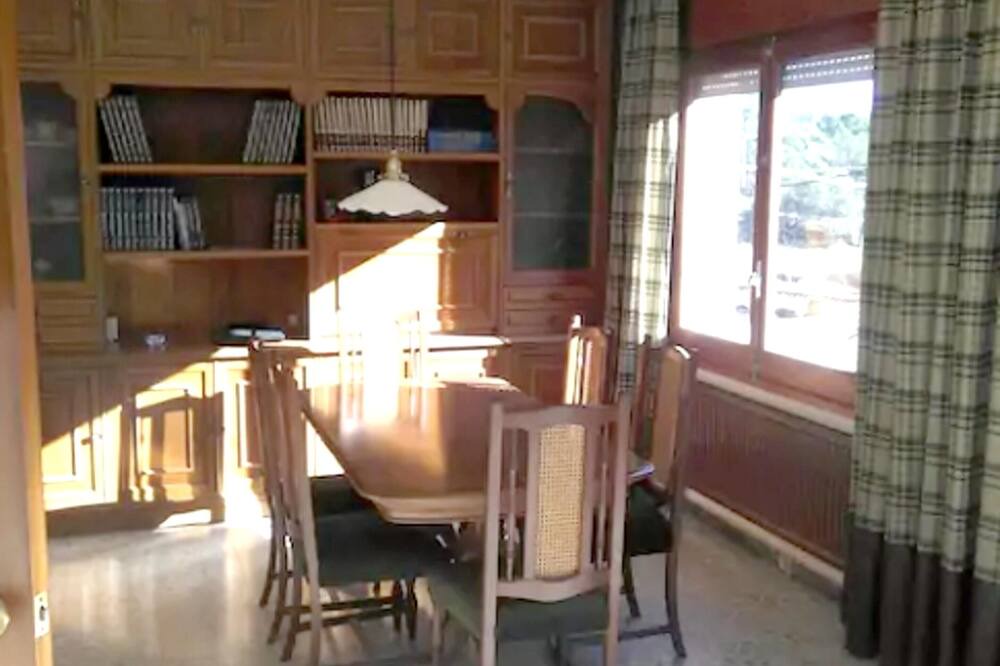 Photo of Livingroom in Gironella