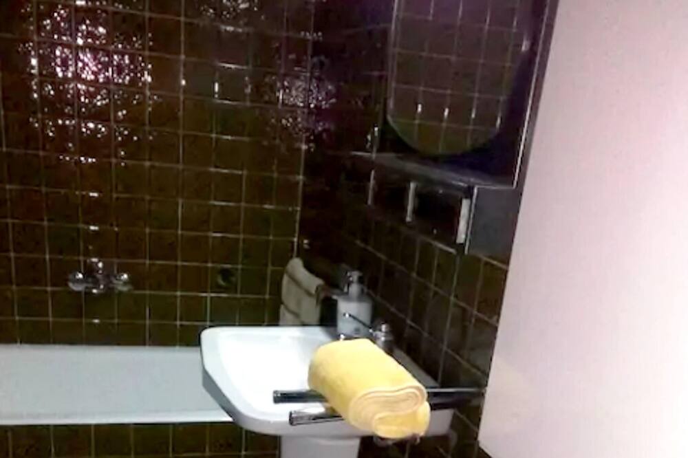 Photo of Bathroom in Gironella