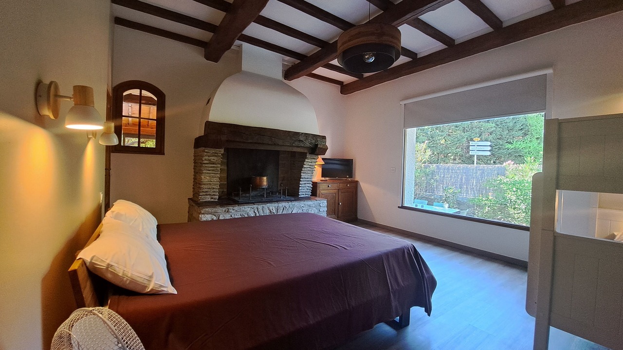 Photo of Others in Mons