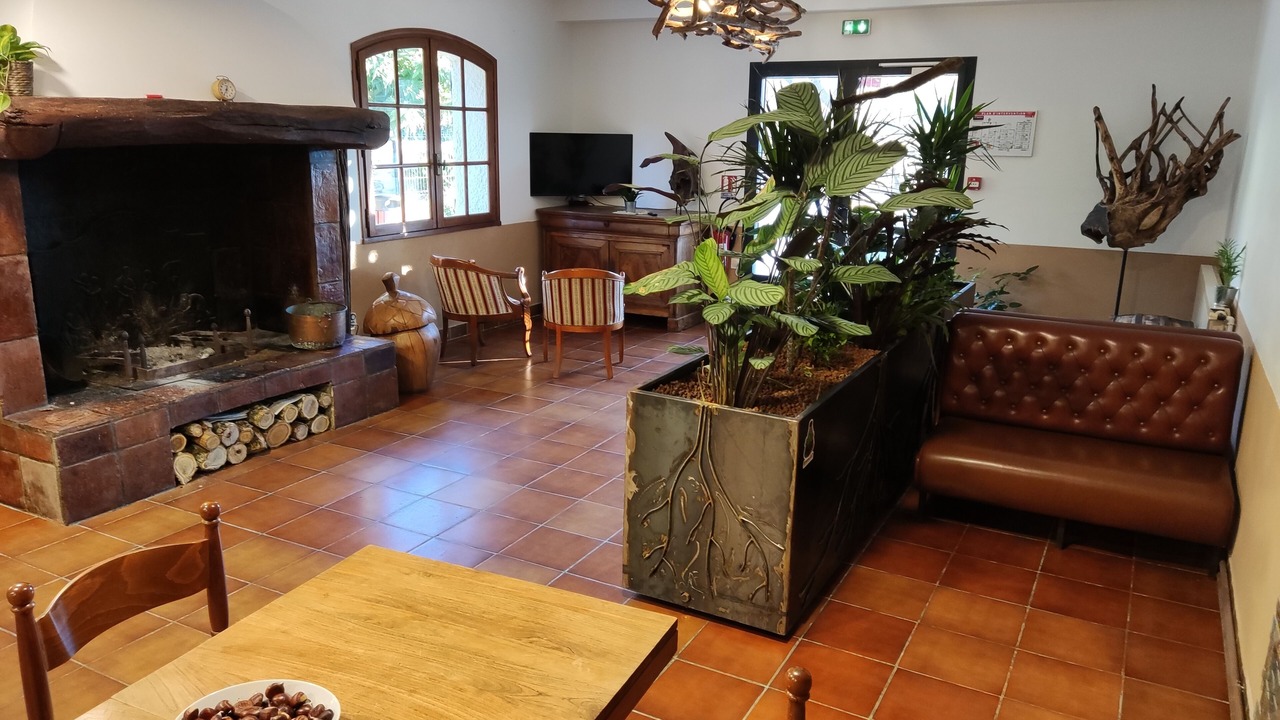 Photo of Livingroom in Mons