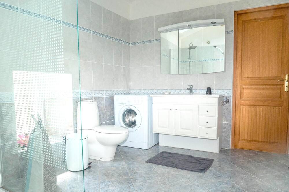 Photo of Bathroom in Andouque