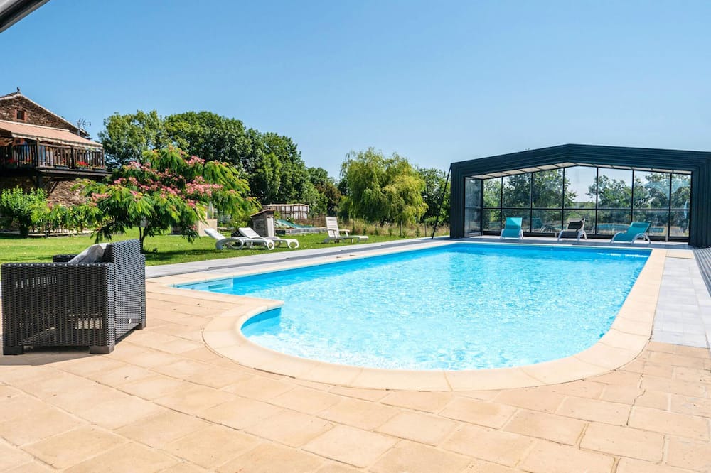 Photo of Outdoor in Andouque