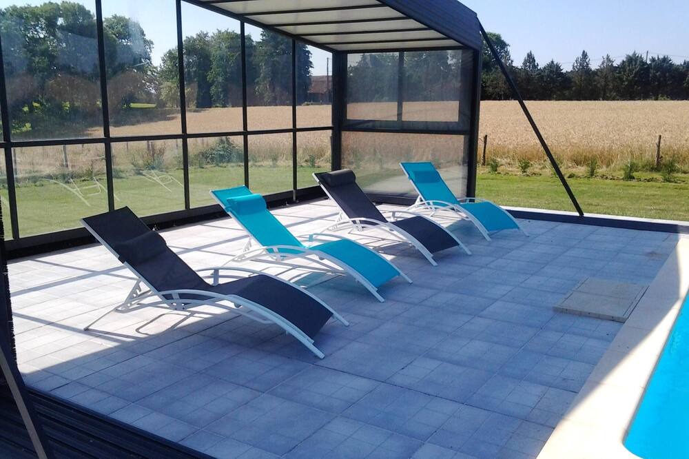 Photo of Outdoor in Andouque