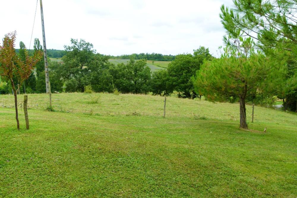 Photo of Outdoor in Ornezan