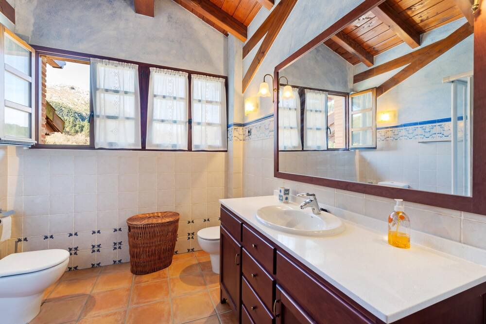 Photo of Bathroom in Dima