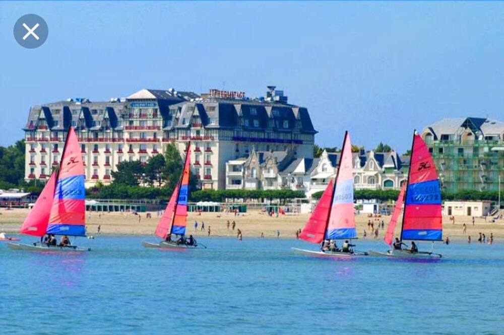 Photo of Others in Saint-Andre-des-Eaux
