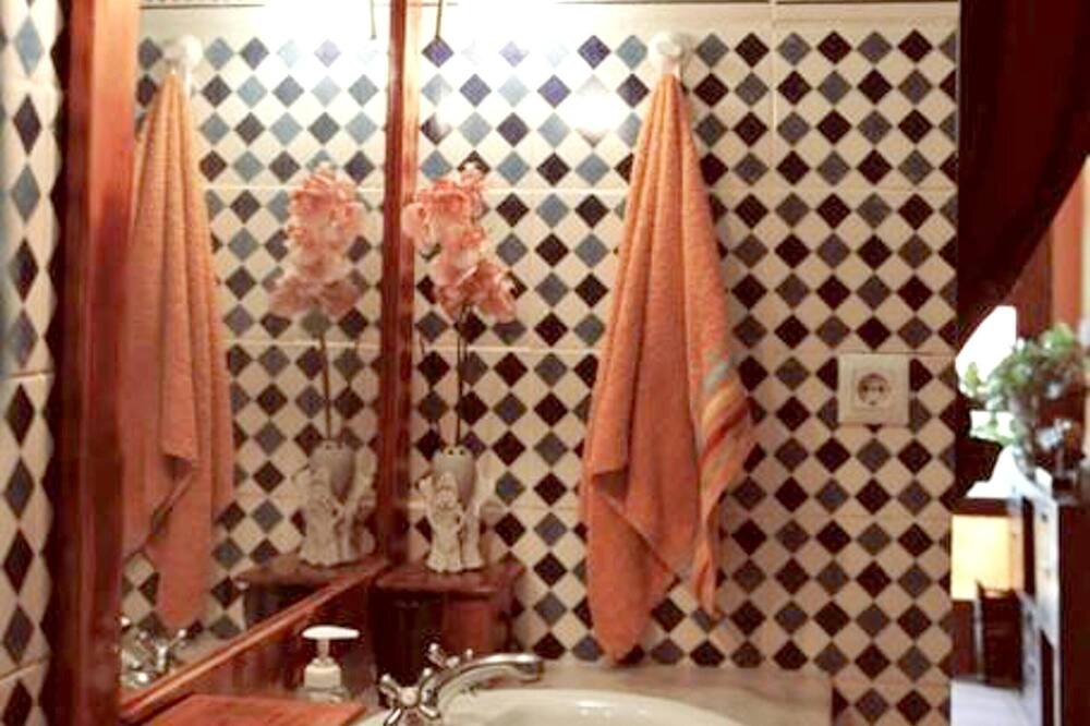 Photo of Bathroom in Arbucies