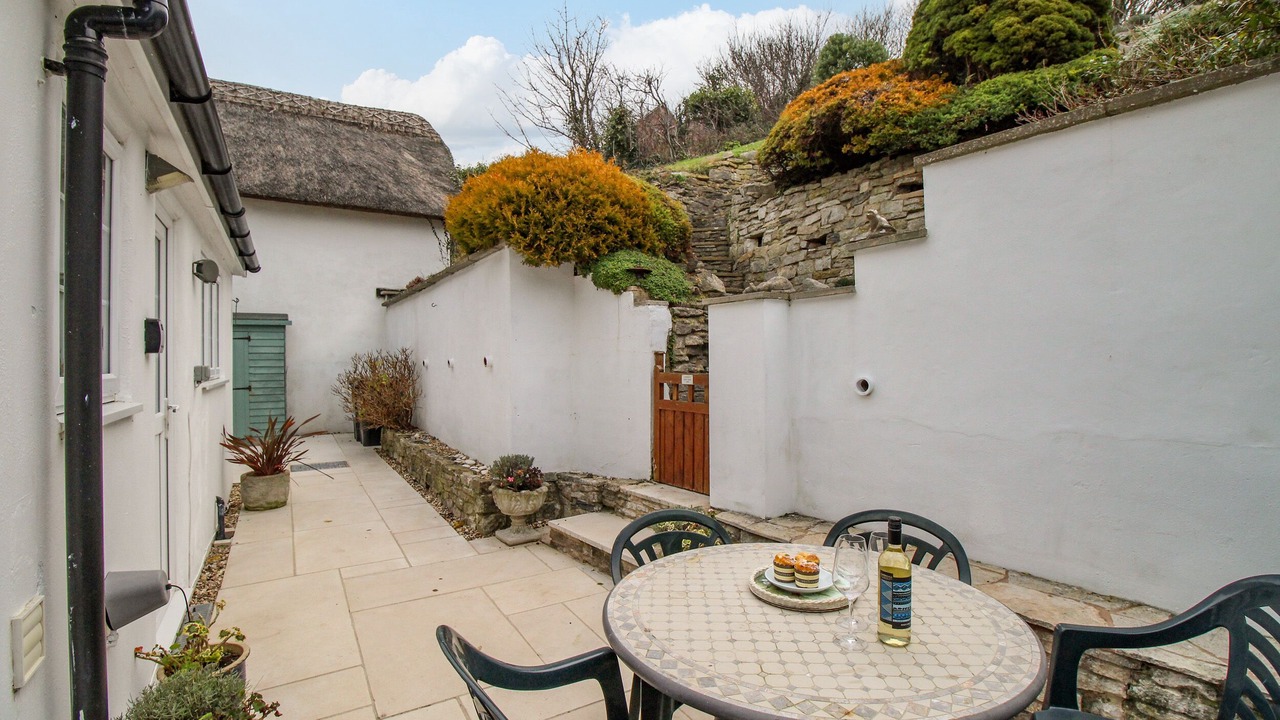 Photo of Patio Balcony in West Lulworth
