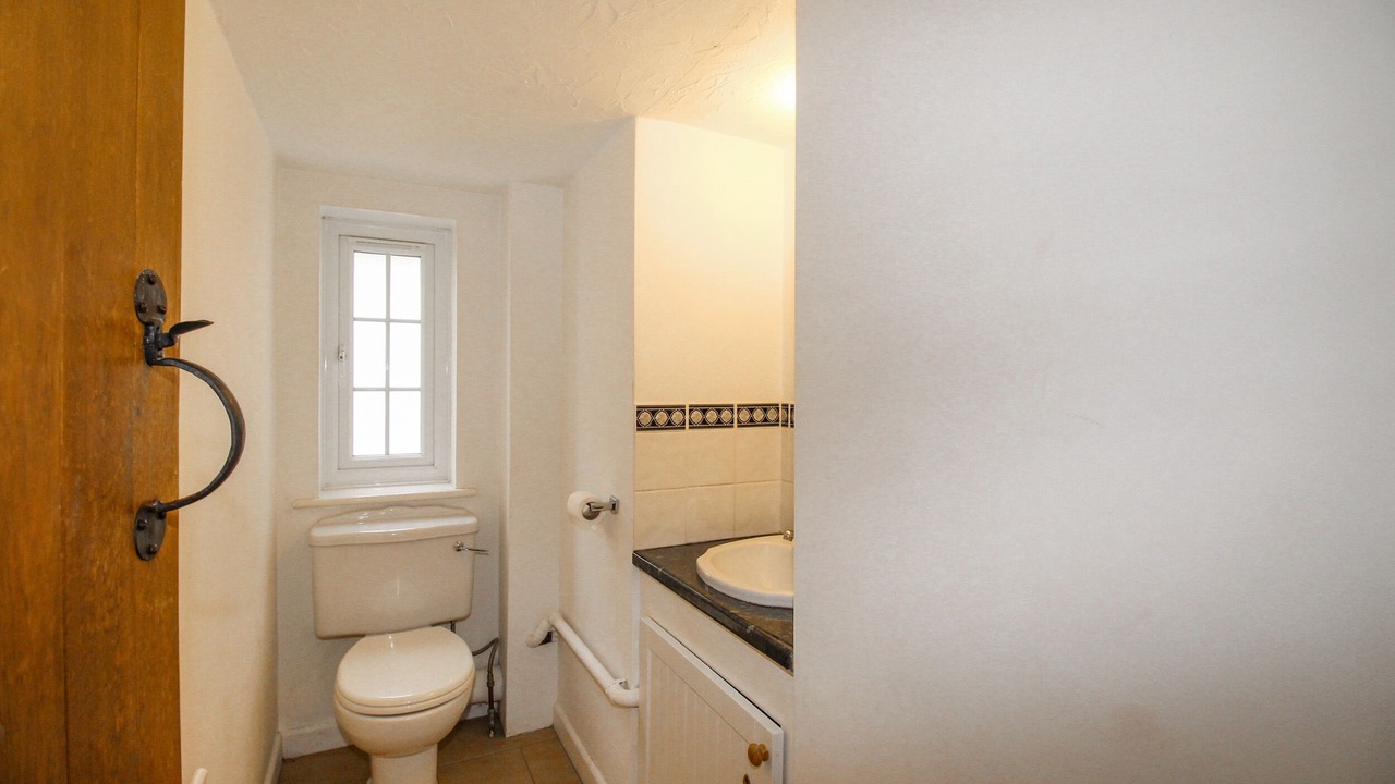 Photo of Bathroom in West Lulworth
