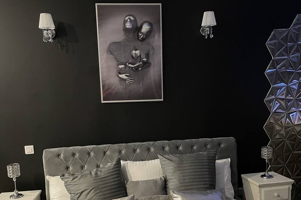 Photo of Bedroom in Roujan