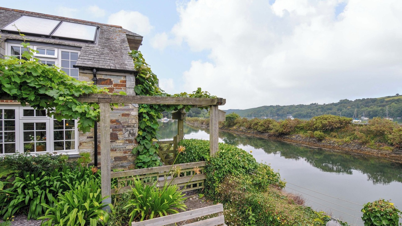 Photo of Outdoor in Golant