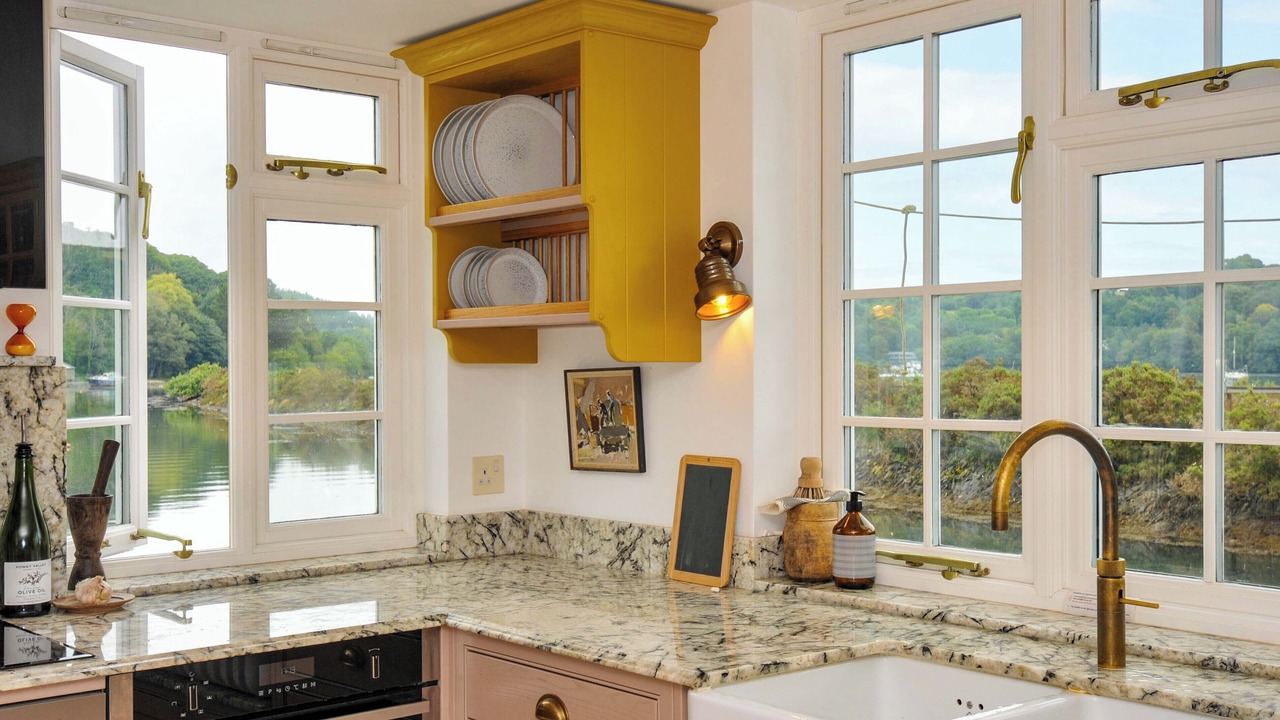 Photo of Others in Golant