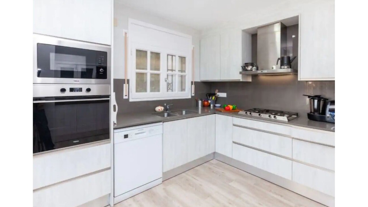 Photo of Kitchen in Les Tres Cales